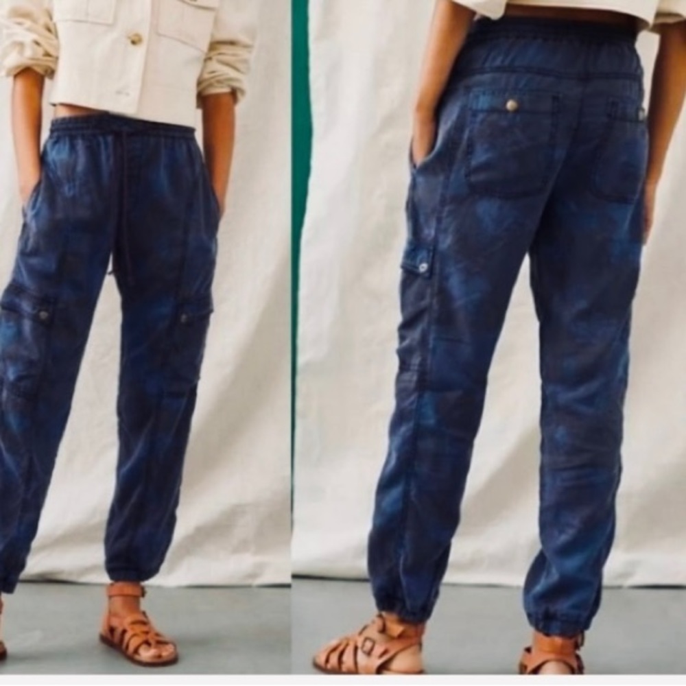 Anthropology pull on cargo pants small